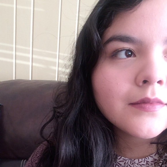 Meet your Posher, Lesley - Picture 1 of 1